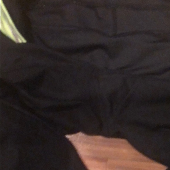 Workout Capris  2+ 30% off bundle - Picture 3 of 6